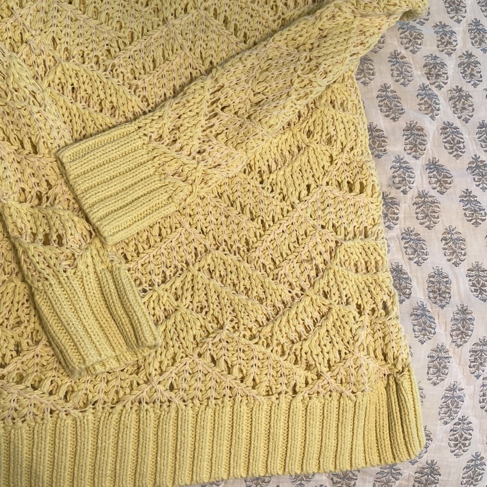 Universal thread sweater - Picture 3 of 3